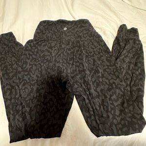 Lululemon Align Jogger Small Camo Size 2